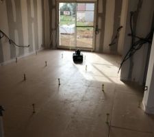 Chape coulée ce matin.