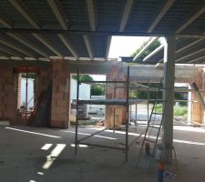 En attendant la dalle de l'&eacute;tage...