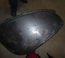 Décapage des ailes de la 2CV