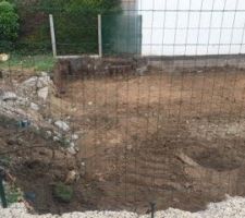 Début du terrassement sur le terrain