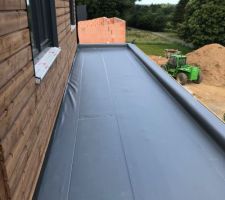 Revêtement pour étanchéité du toit terrasse
