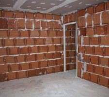 Les cloisons de notre chambre