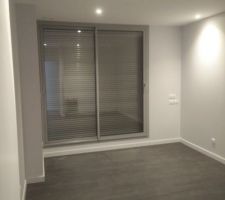 Le volet roulant de notre fille est revenu apr&egrave;s avoir chang&eacute; de couleur c&ocirc;t&eacute; int&eacute;rieur !