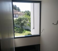 La grande baie SUD à l'étage, où il manque un BSO (commandé trop grand)