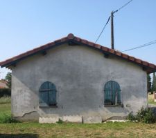 Façade nord vieille maison nouveau toit