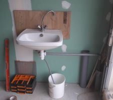 Installation lavabo de chantier