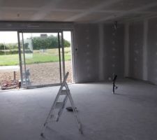 C'est parti pour le pon&ccedil;age des murs