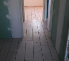 Suite du carrelage