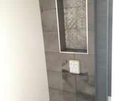 Carrelage wc rdc avec les fameux carreaux de ciment