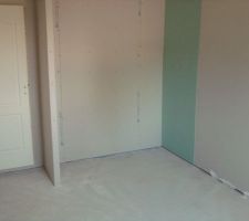 Chambre 3, placard