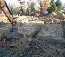 C'est parti, nous sommes le 1er Décembre, les travaux devaient débuter le 05.........ça commence super bien