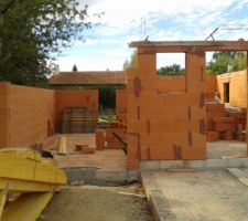 La charpente est d&eacute;j&agrave; l&agrave; !