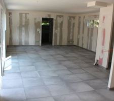 Carrelage au RdC 60x60