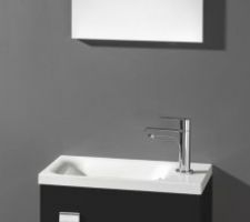 Lave-main noir avec miroir.