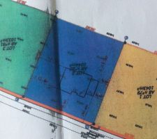 Implantation maison (elle sera finalement implant&eacute; &agrave; 4 m&egrave;tres du lot 3)