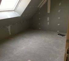 Une des chambre à l'étage, les 2 autres sont identiques.