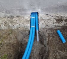 Passage du PEHD de 32 eau glycolée + pvc de 40 pour condensat