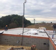 Dalle en cours de construction