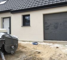 Manque soubassement gris