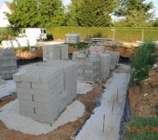 Livraison d'un petit peu de parpaing, ou sont mes cailloux lool