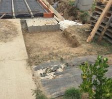 Le trou pour le raccord d'accès au garage, fini !