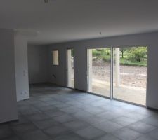 Peinture RdC termin&eacute;e