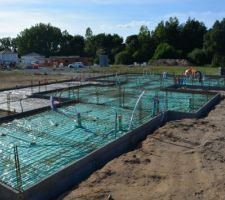 Film anti termite sur toute la dalle sauf terrasse