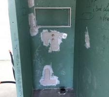 Plomberie dans la douche