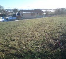 Vue du terrain : exposition est