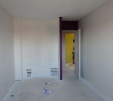 Chambres des enfants (Prune/Dulux Valentine et Blanc Calcaire 5/Luxens)