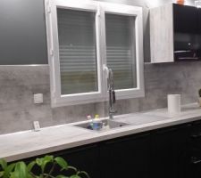 Crédence effet béton