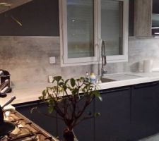 Crédence effet béton