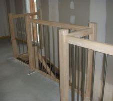 Escalier, barreaux métalique, sans contremarche (protections sur la photo)