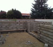 D&eacute;marage des annexes : Dans le garage ...