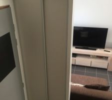 Mise en place de porte pour cacher le compteur et les gaines