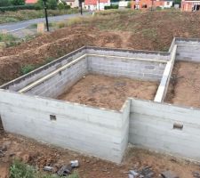 Ça avance. Même par ce temps exécrable ???