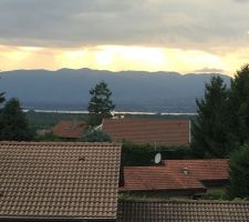 Magnifique vue depuis la suite parentale sur le lac de Geneve
