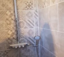 Il manque une rangé de carrelage
