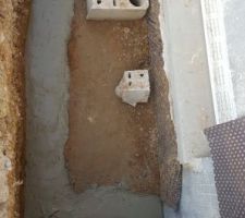 Fondation pour pr&eacute;paration d &eacute;l&eacute;vation  de parpaing