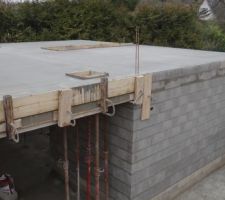 Dalle étage et son conduit de cheminée décalé de 35cm