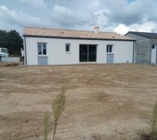 Vu du terrain derriere la maison