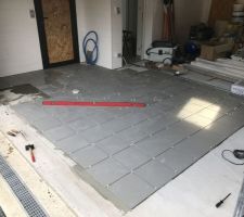 Carrelage dans le garage