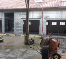 Mise en forme de la façade ( maçonnerie / linteau / découpe)
Ouvertures terminées
