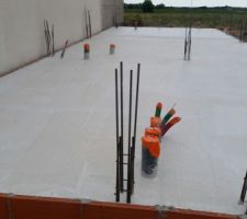 Plancher niveau bas - détail sur la surface et les attentes des réseaux