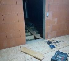 Plancher au-dessus du garage.
