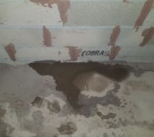 On regarde un peu le Placo au sous sols afin de s assurer que la maison soit étanche avec le crépi car on a encore une nouvelle infiltration d eau.
Sérieusement sans jeux de mots c est la goutte qui fait déborder le vase.