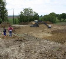 Terrassement du terrain et viabilisation du chemine