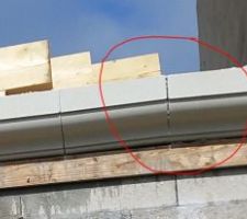 Mauvaise pose de corniche fa&ccedil;ade avant