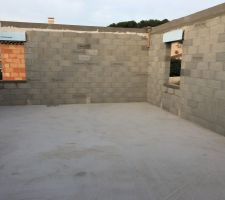 D&eacute;bord b&eacute;ton par chainarive