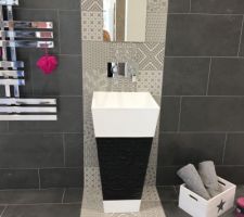 Carrelage pour notre salle d'eau, béton